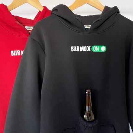 Hoodie / Pouch & Chill